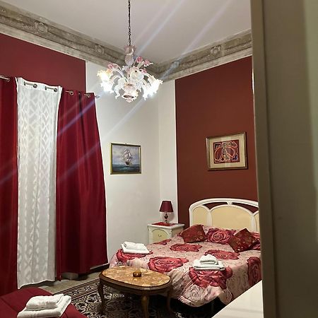 B&B Salinas Palermo Bagian luar foto