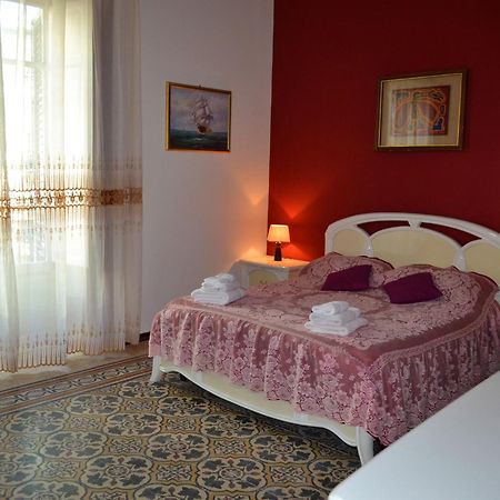 B&B Salinas Palermo Bagian luar foto